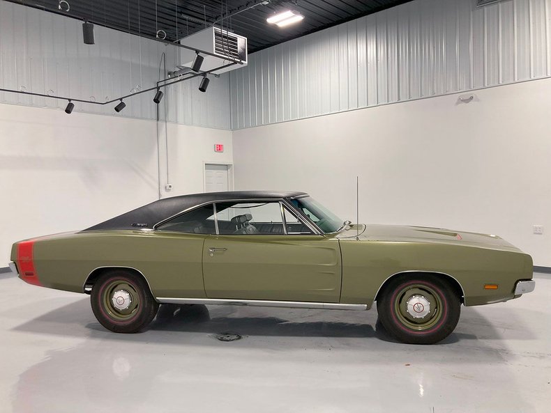 1969 Dodge Charger 9
