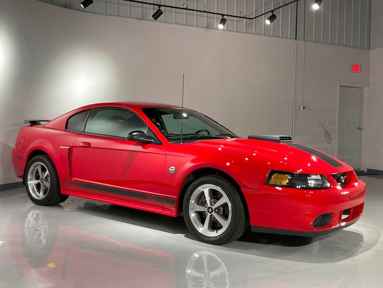 2004 Ford Mustang 4