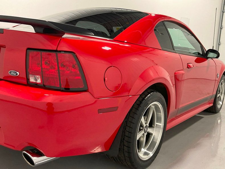 2004 Ford Mustang 22