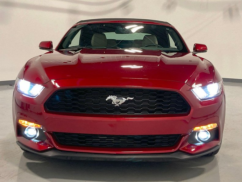 2015 Ford Mustang 27