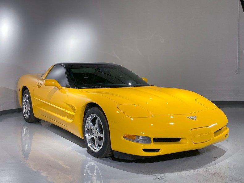 2003 Chevrolet Corvette 3