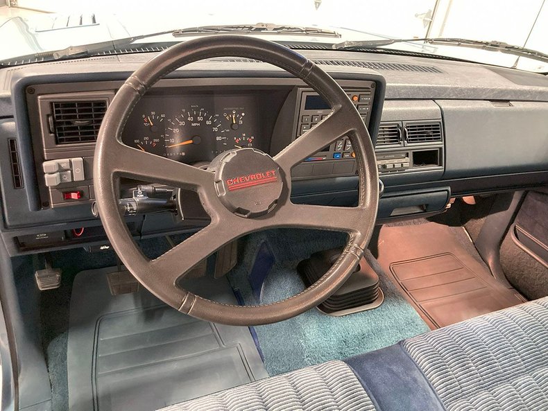 1992 Chevrolet C/1500 42