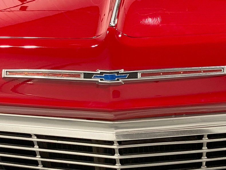 1965 Chevrolet Impala 38