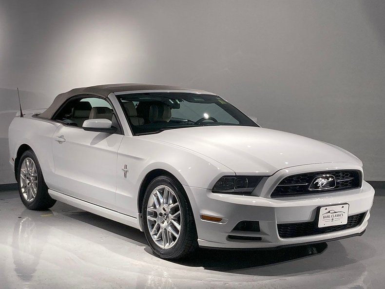 2014 Ford Mustang 8
