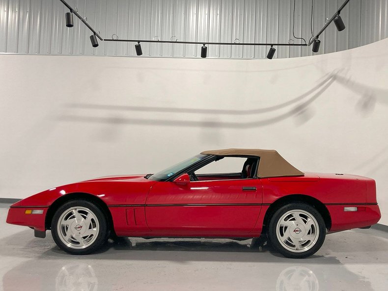 1989 Chevrolet Corvette 18