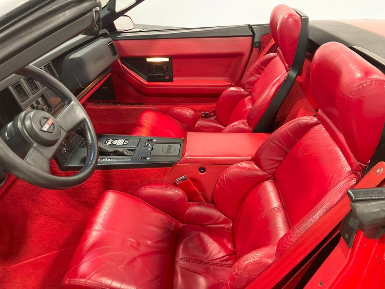 1989 Chevrolet Corvette 32