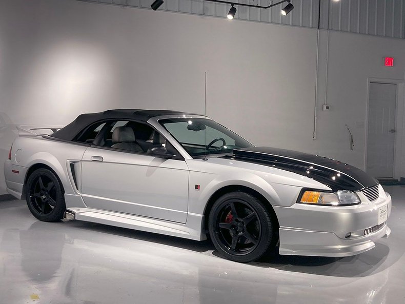 2000 Ford Mustang 10