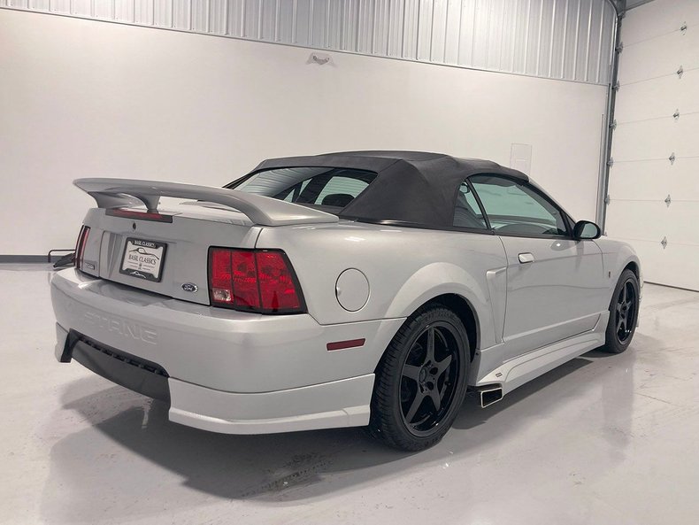 2000 Ford Mustang 16