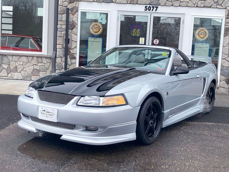 2000 Ford Mustang 79