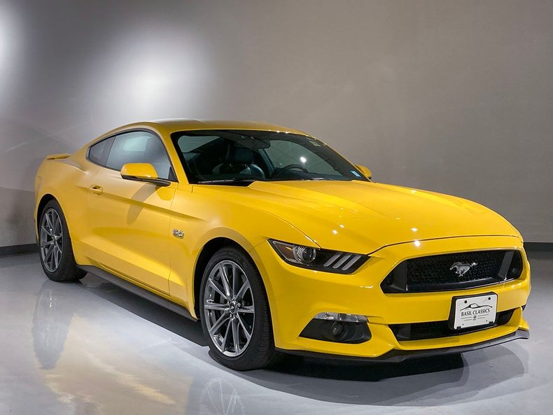 2015 Ford Mustang 70