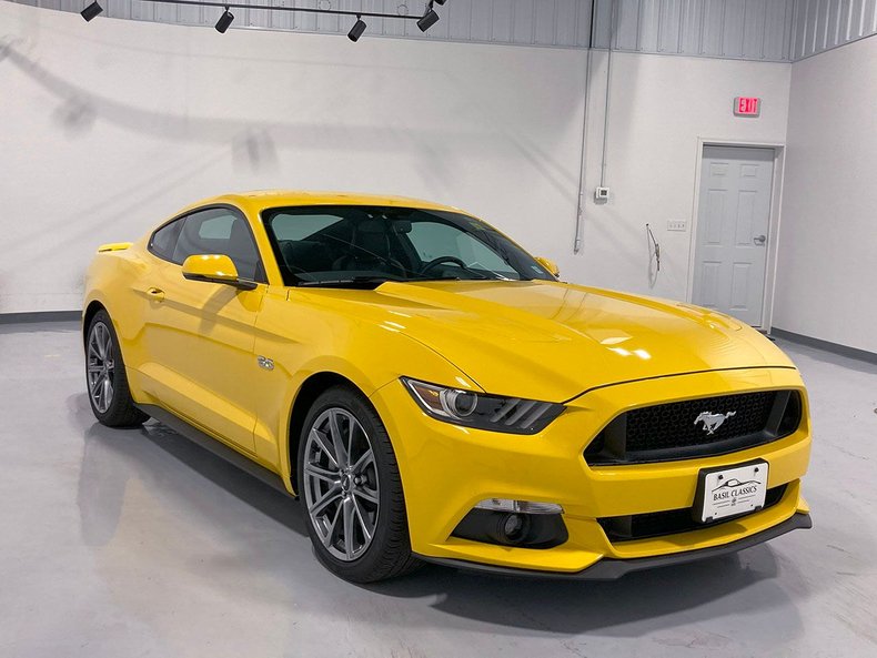 2015 Ford Mustang 9
