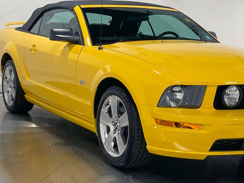 For Sale 2006 Ford Mustang