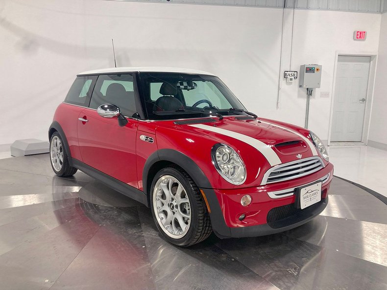 2006 MINI Cooper S | Basil Classics