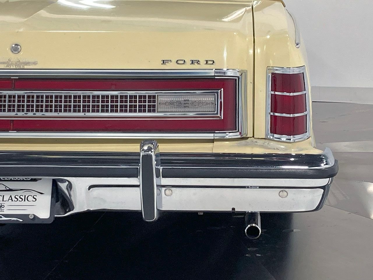 1976 Ford LTD | Basil Classics