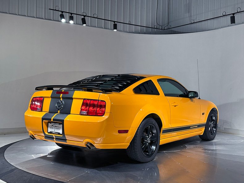 2007 Ford Mustang 14
