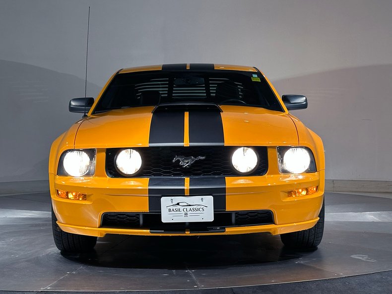 2007 Ford Mustang 48