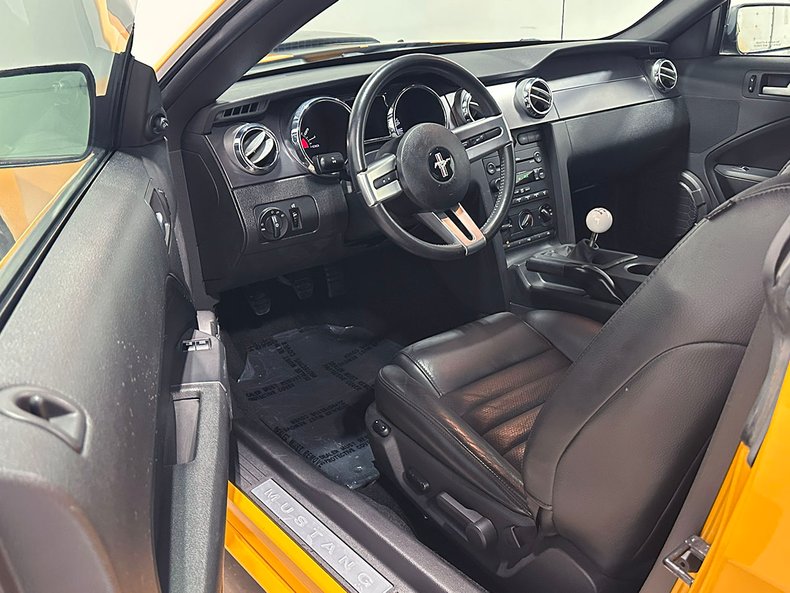 2007 Ford Mustang 103