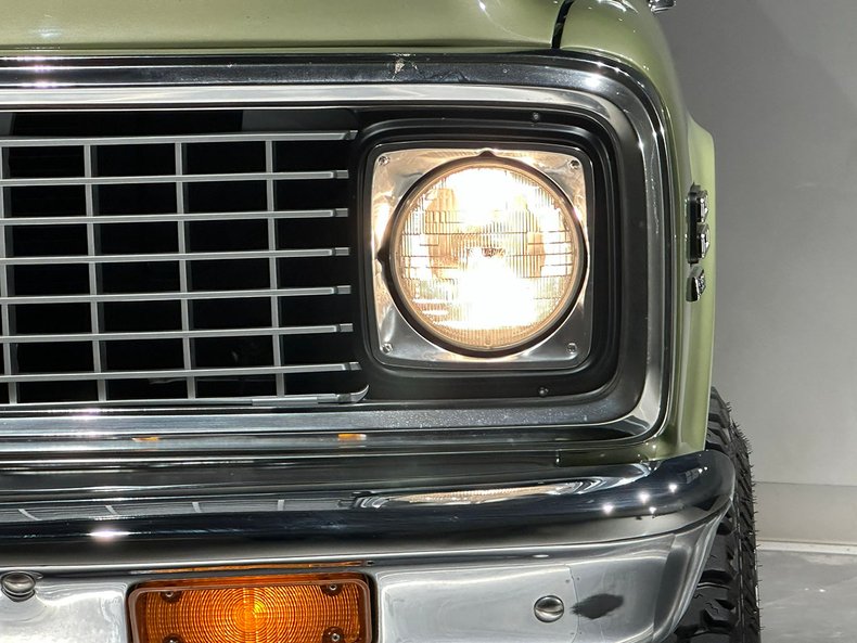 1972 Chevrolet K5 Blazer 44