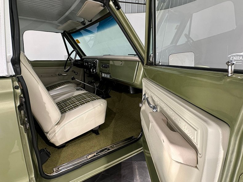 1972 Chevrolet K5 Blazer 75