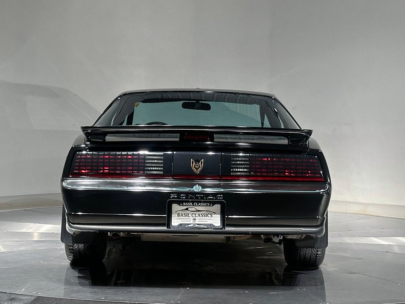 1989 Pontiac Firebird 10