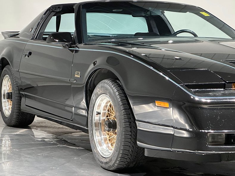 1989 Pontiac Firebird 33