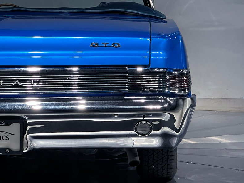 1965 Pontiac GTO 20