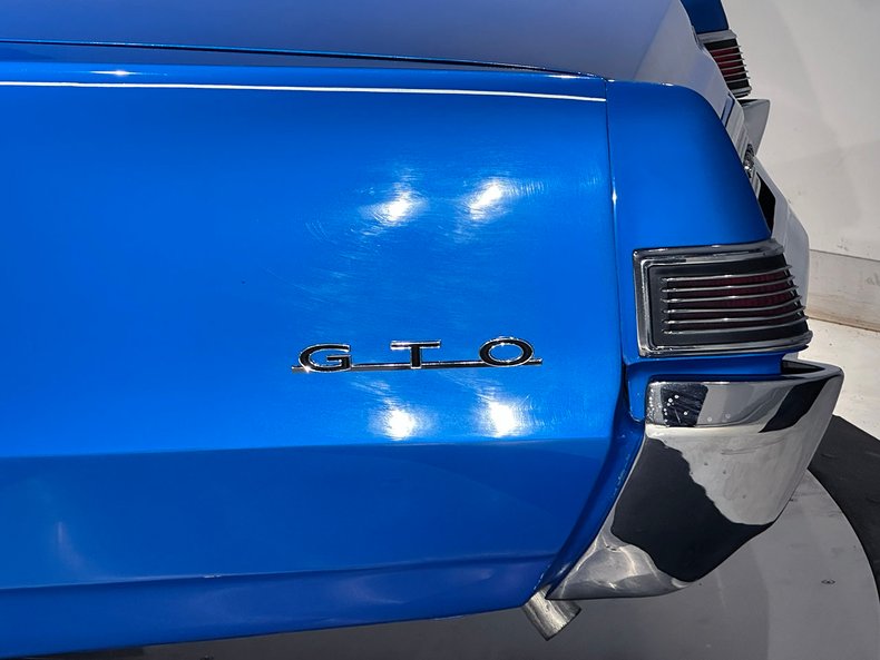 1965 Pontiac GTO 30
