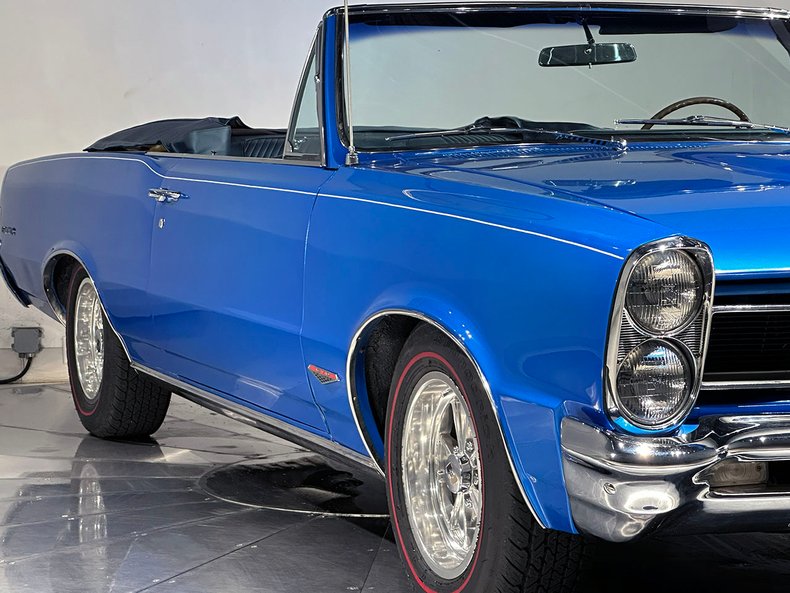 1965 Pontiac GTO 36