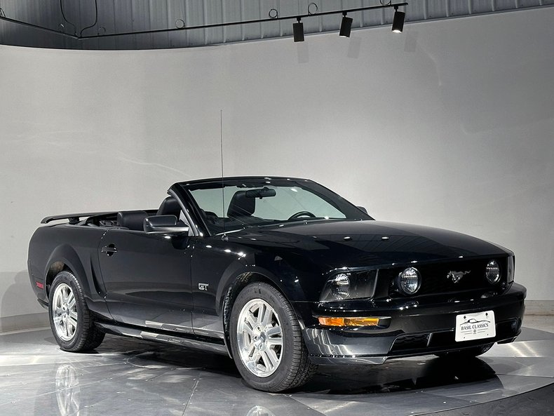 2005 Ford Mustang 150