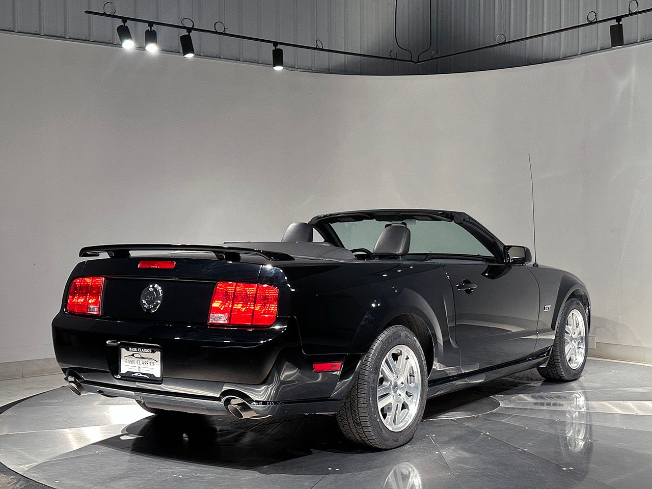 For Sale 2005 Ford Mustang