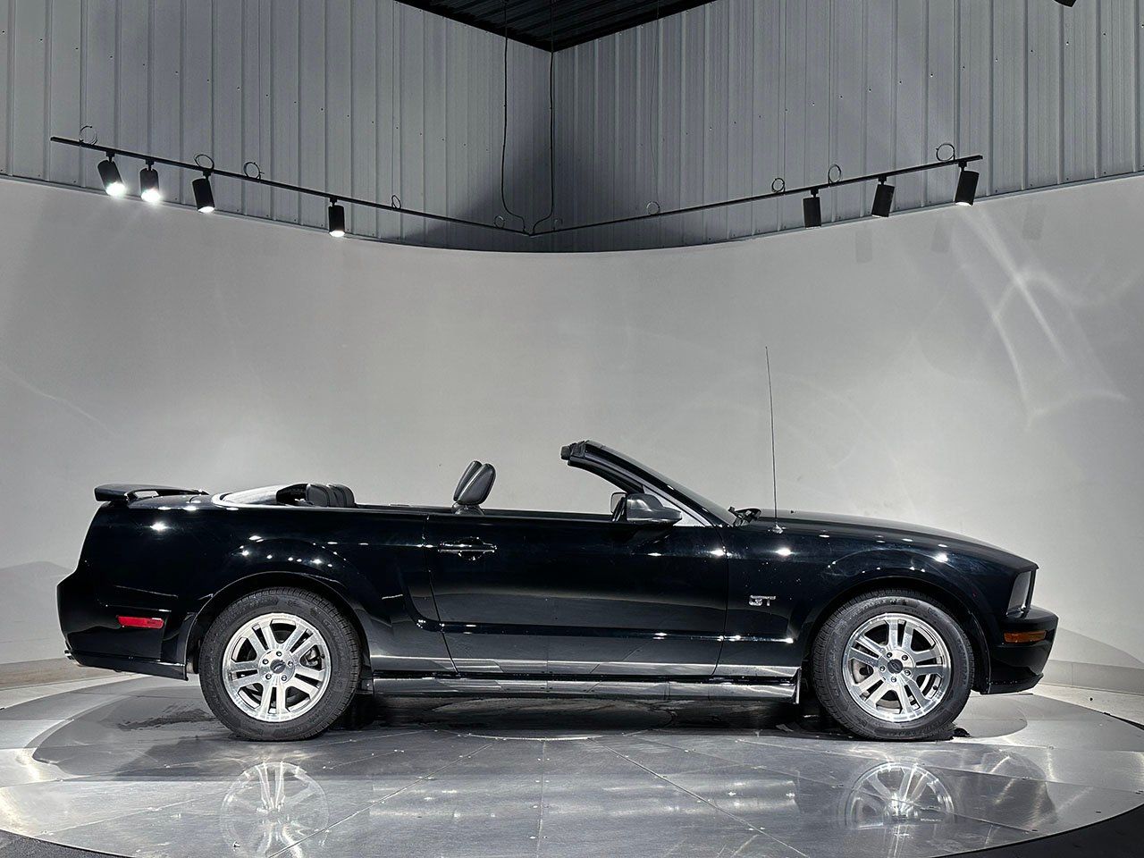 For Sale 2005 Ford Mustang