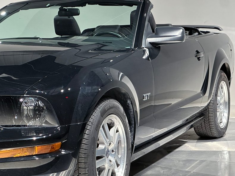 For Sale 2005 Ford Mustang