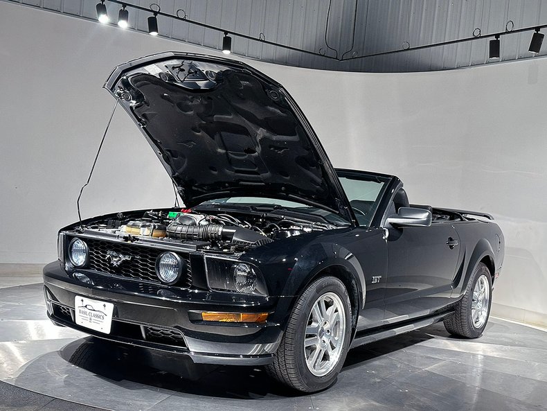For Sale 2005 Ford Mustang
