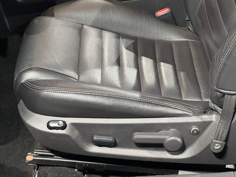 2005 Ford Mustang 104