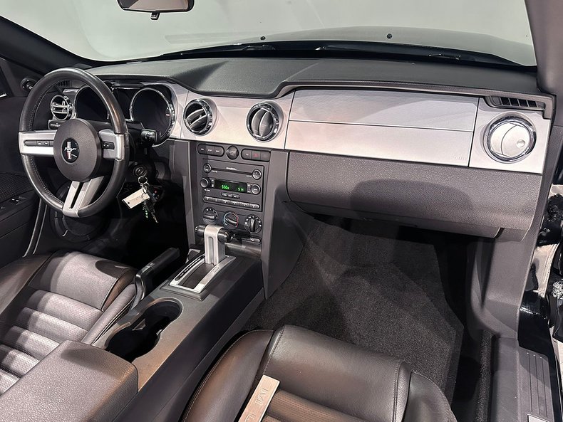 For Sale 2005 Ford Mustang