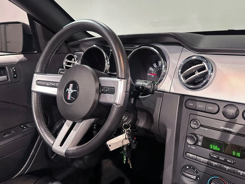 2005 Ford Mustang 144