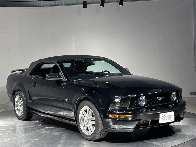 For Sale 2005 Ford Mustang
