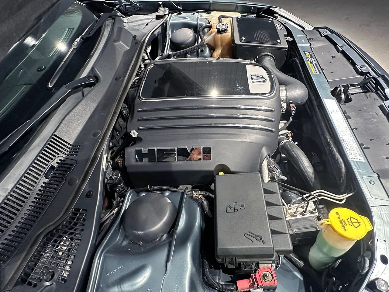 2005 Dodge Magnum R/T - Photo 16