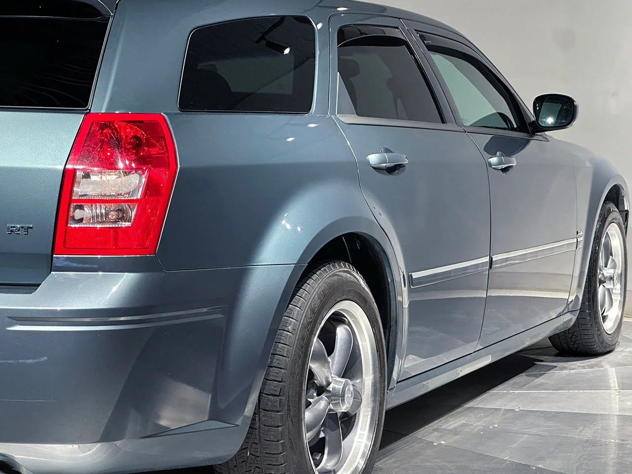 2005 Dodge Magnum R/T - Photo 27