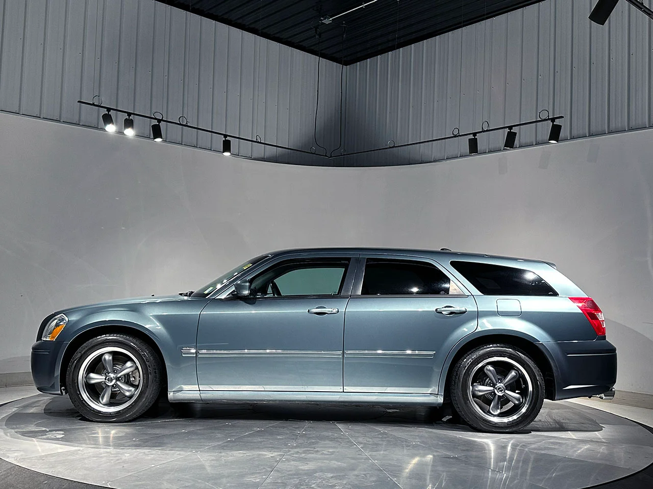 2005 Dodge Magnum R/T - Photo 41