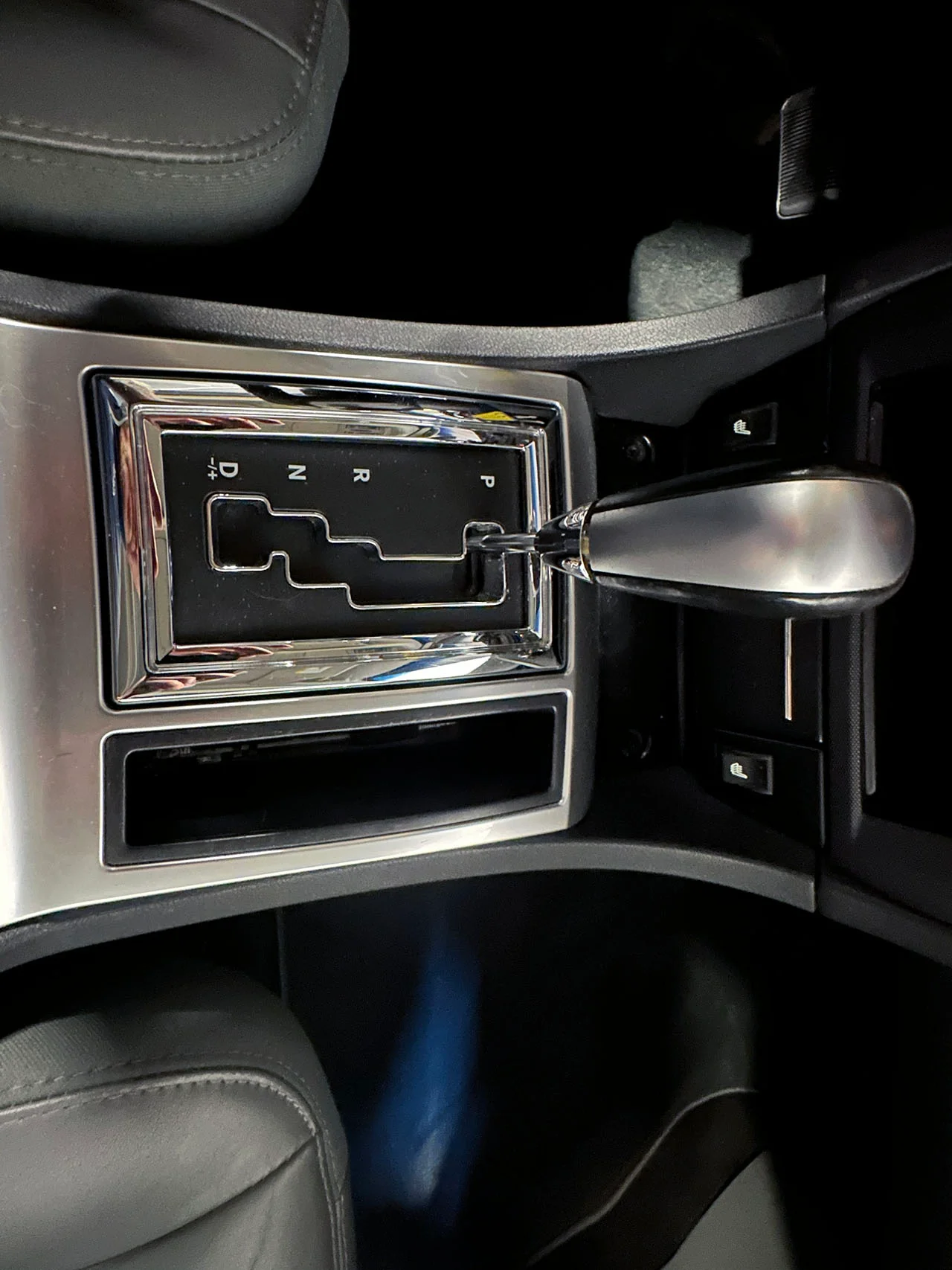 2005 Dodge Magnum R/T - Photo 59