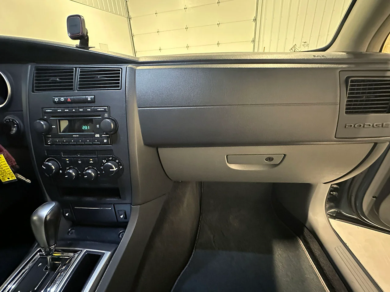 2005 Dodge Magnum R/T - Photo 72