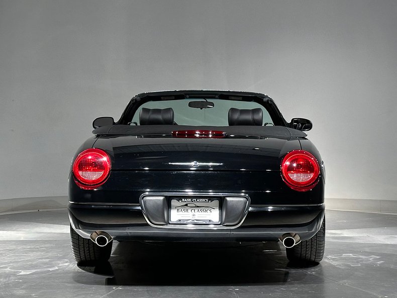 2002 Ford Thunderbird 6