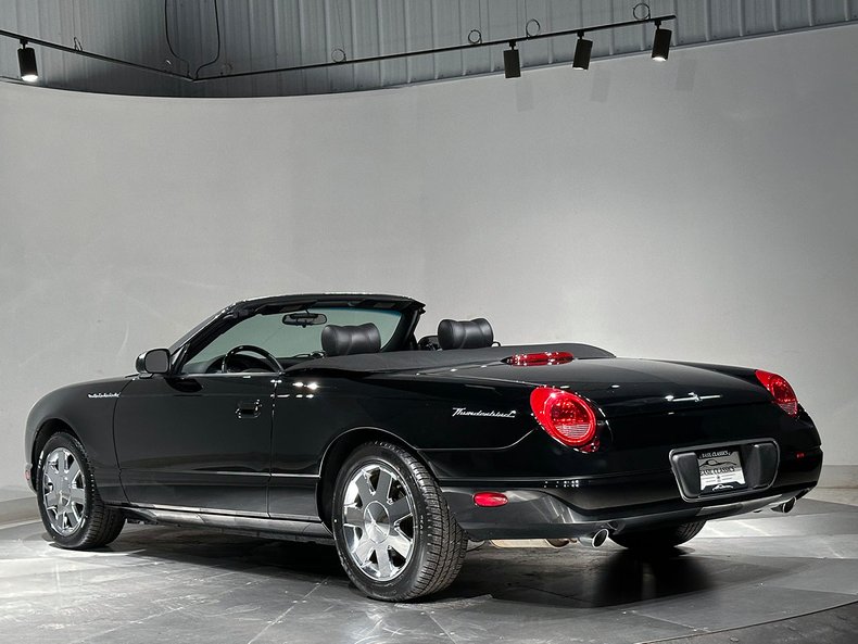 2002 Ford Thunderbird 7