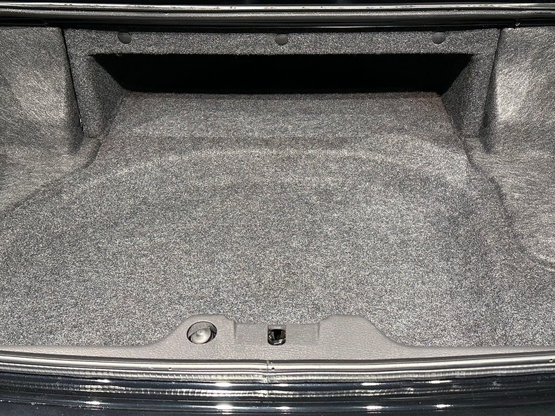 2002 Ford Thunderbird 34