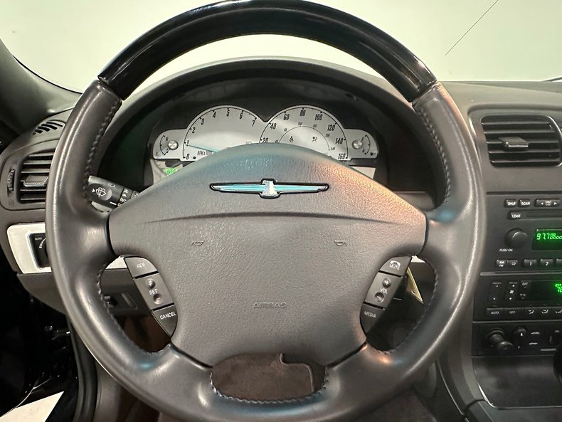 2002 Ford Thunderbird 64