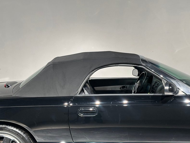 2002 Ford Thunderbird 69