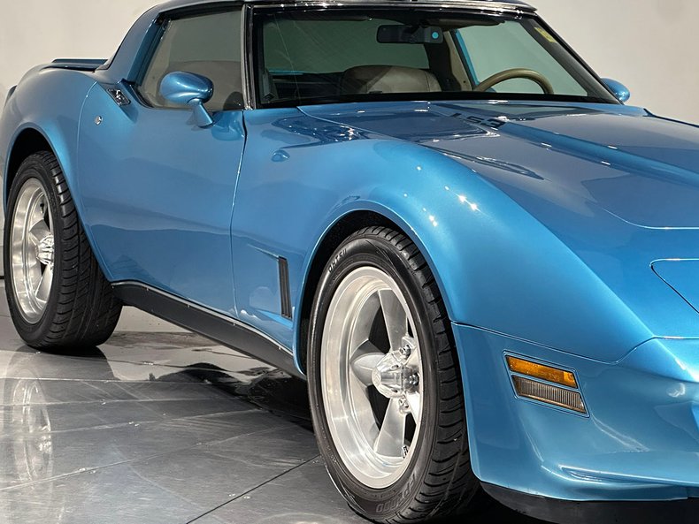 1980 Chevrolet Corvette 18