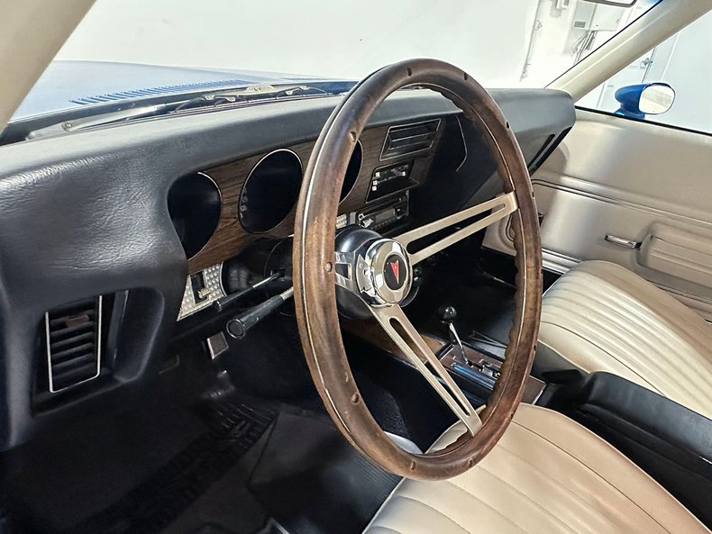 1972 Pontiac LeMans 76