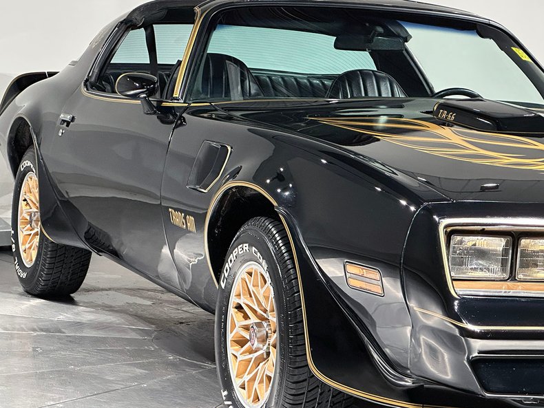 1977 Pontiac Firebird 21